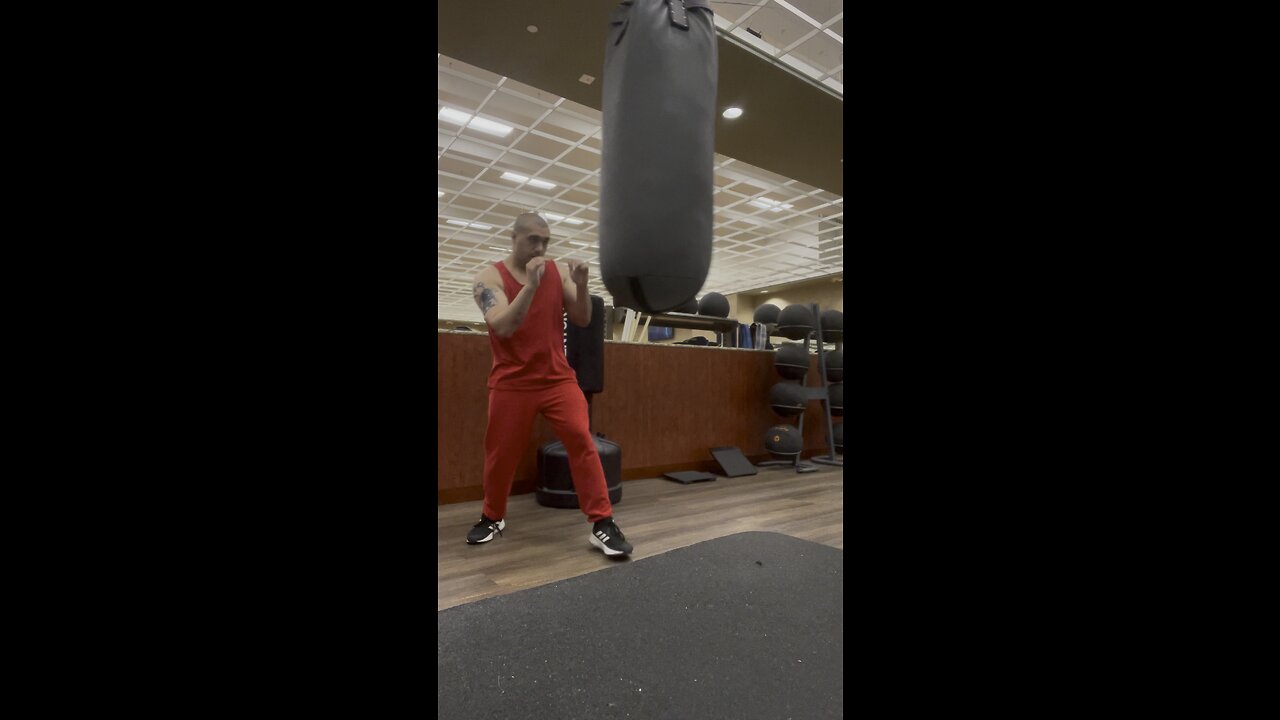 Working the bag with a high guard