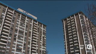 Residents at the Sapphire Apartments say they have no heat