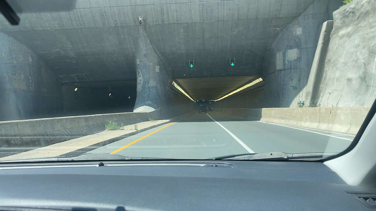 Beautiful underpass on Lake Ontario