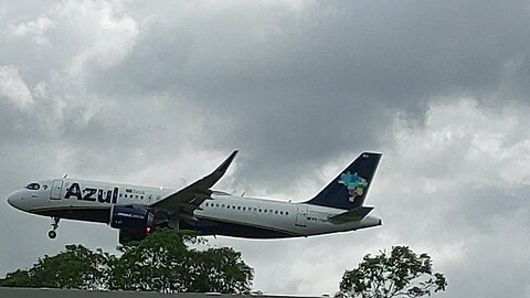 Airbus A320NEO PR-YRH vindo de Campinas para Manaus
