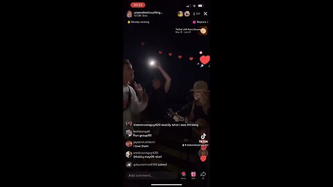 🏄🏻‍♂️ An Absolutely Impromptu Moment in TikTok Lives Ever! 🏄🏻‍♂️