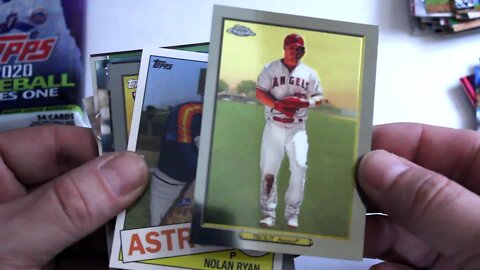 2020 Topps Series 1 Baseball Value Pack Preview & Unwrapping | Xclusive Collectibles