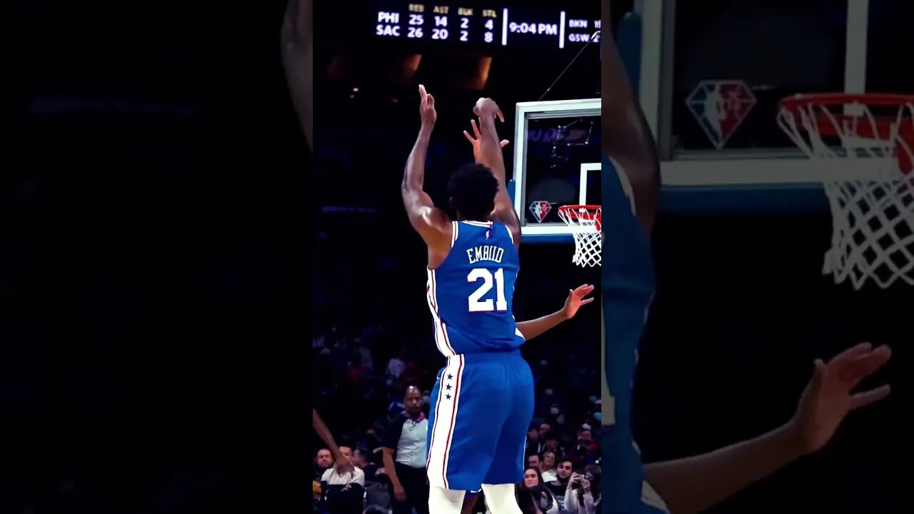 What can’t he do? 🥶 #nba #shorts
