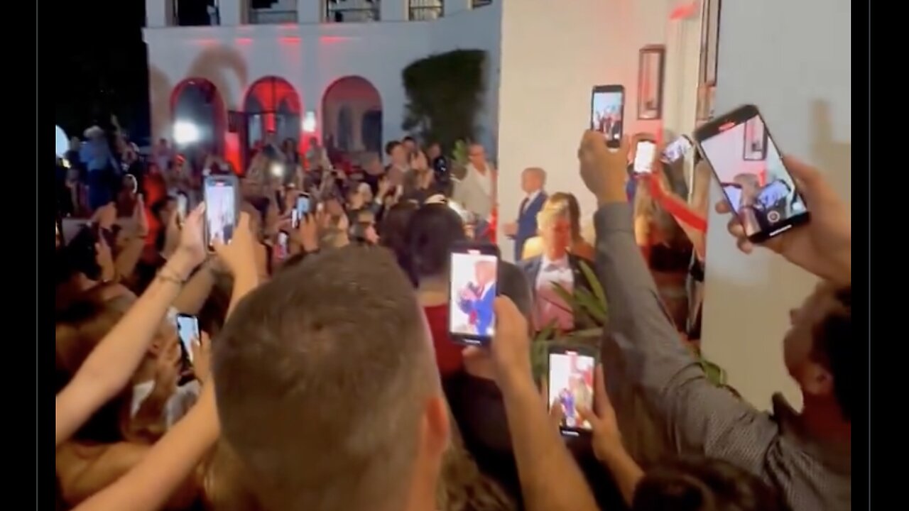 Big crowd on hand to see President Trump in Florida after a long day in Iowa