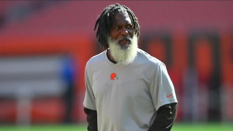 'He brings the juice': Browns RBs coach Stump Mitchell happy to be back from health hiatus