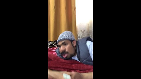 The old man turned off the air conditioner while he was asleep