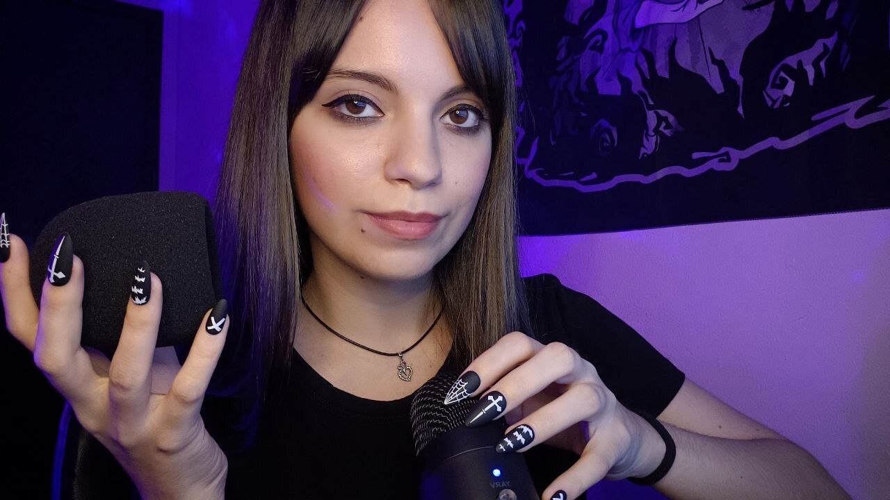 ASMR - Mic pumping, scratching e sons de boca (fast)