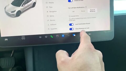 Set Windows to Roll Up Automatically on Lock - Tesla Model 3