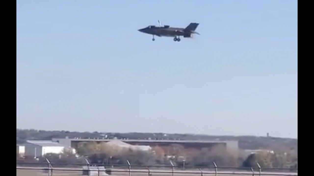 BREAKING: F-35 Jet Crashes During Test Flight in TX