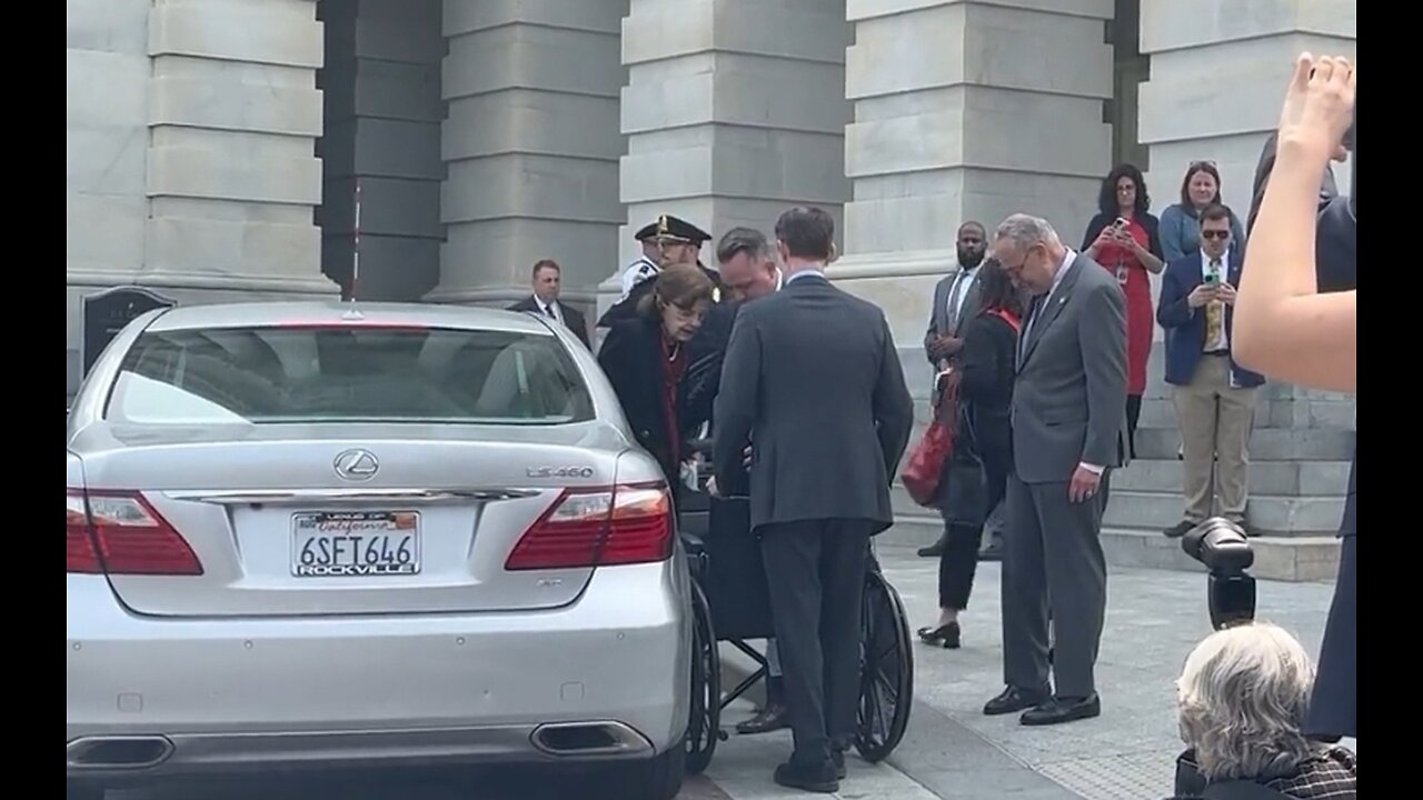 Sen Dianne Feinstein Returns To The Senate In A Wheelchair