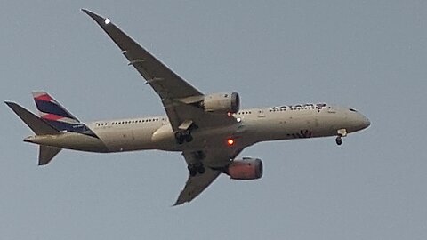 Boeing 787-9 CC-BGK vindo de Guarulhos para Fortaleza