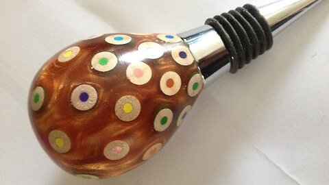 Woodturning - A Bottle Stopper made from Coloured Pencils and Resin