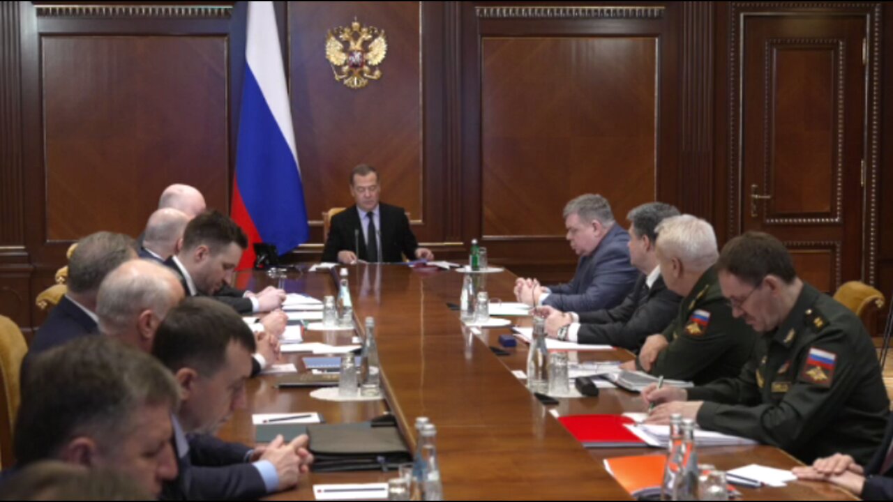 Medvedev reminded the "Commission of Armaments" about obligations to the Motherland Russia