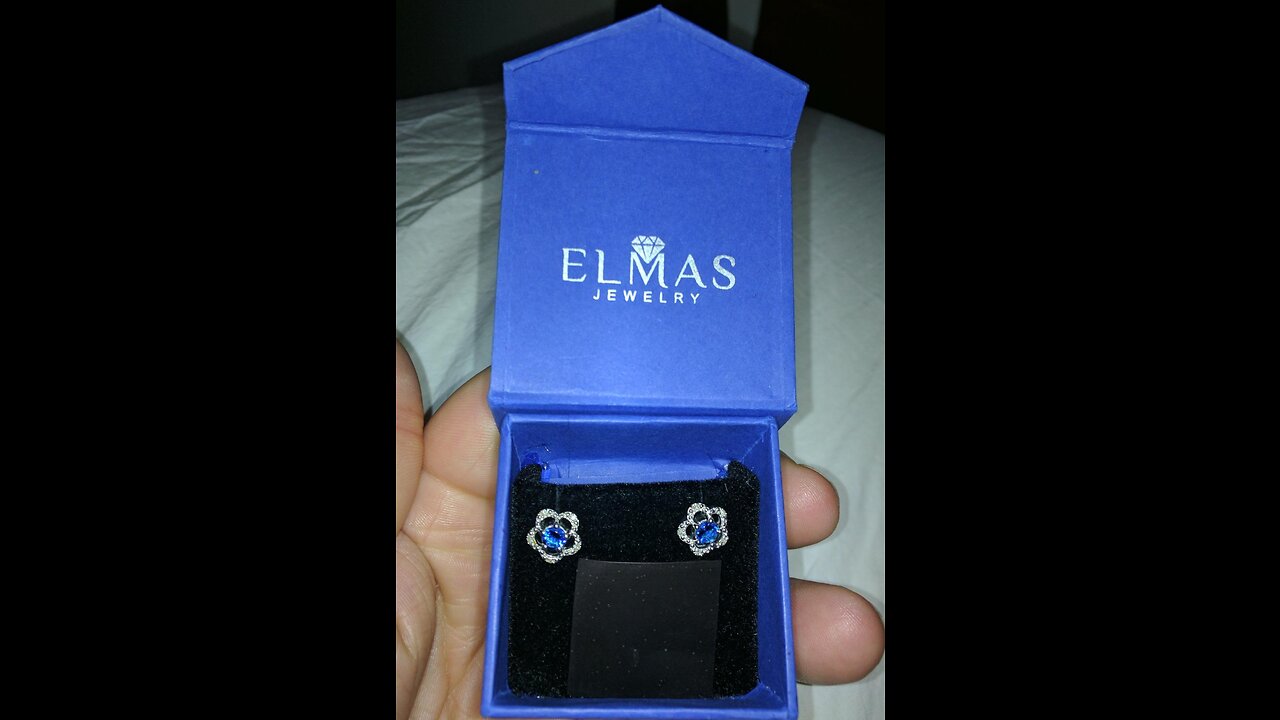 Elmas 0.05 Carat Sterling Silver Round White Diamond Created Blue Sapphire Stud Earrings for Wo...