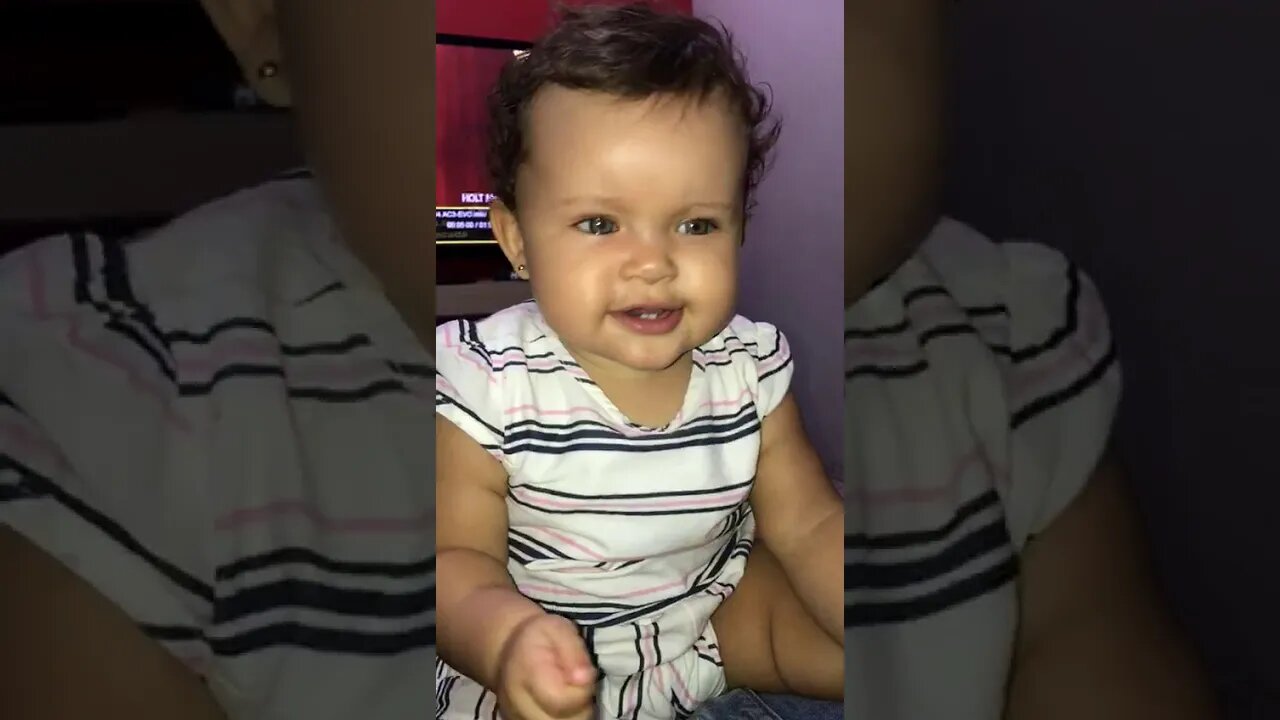 Bebê "CONVERSANDO" - Baby wanting to talk - #shorts #linda #bebe #viral