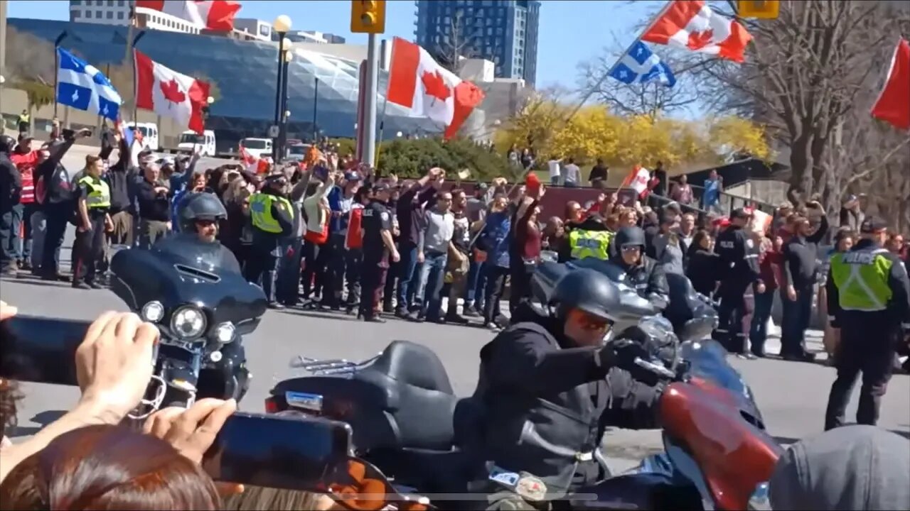 The Bikers Rolling Into Ottawa | Rolling Thunder