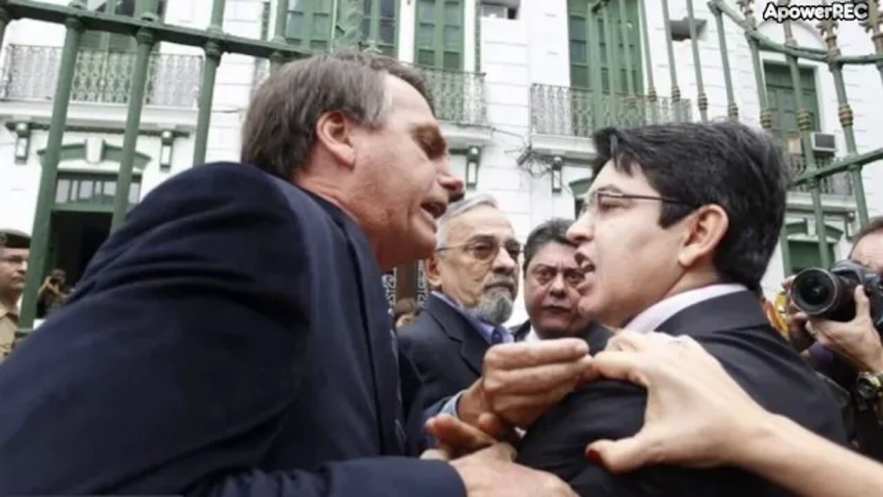 Senador Randolfe Rodrigues CHAMA Bolsonaro de patético e quer punição para quem pede intervenção