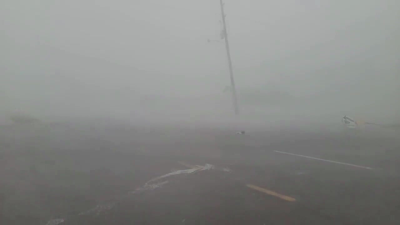 The eyewall of Ian in Rotonda West, FL | Video Credit: Mike's Weather Page @tropicalupdate // Twitter