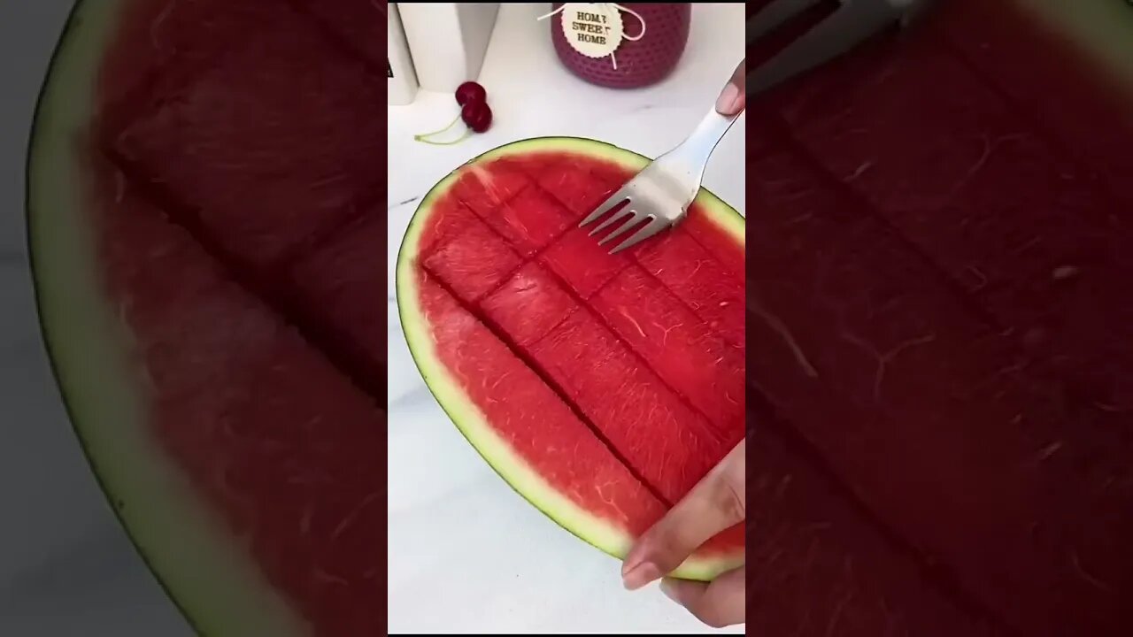 watermelon cutter
