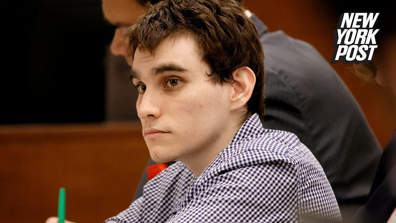 Deputies protect Parkland shooter Nikolas Cruz in court after juror threat