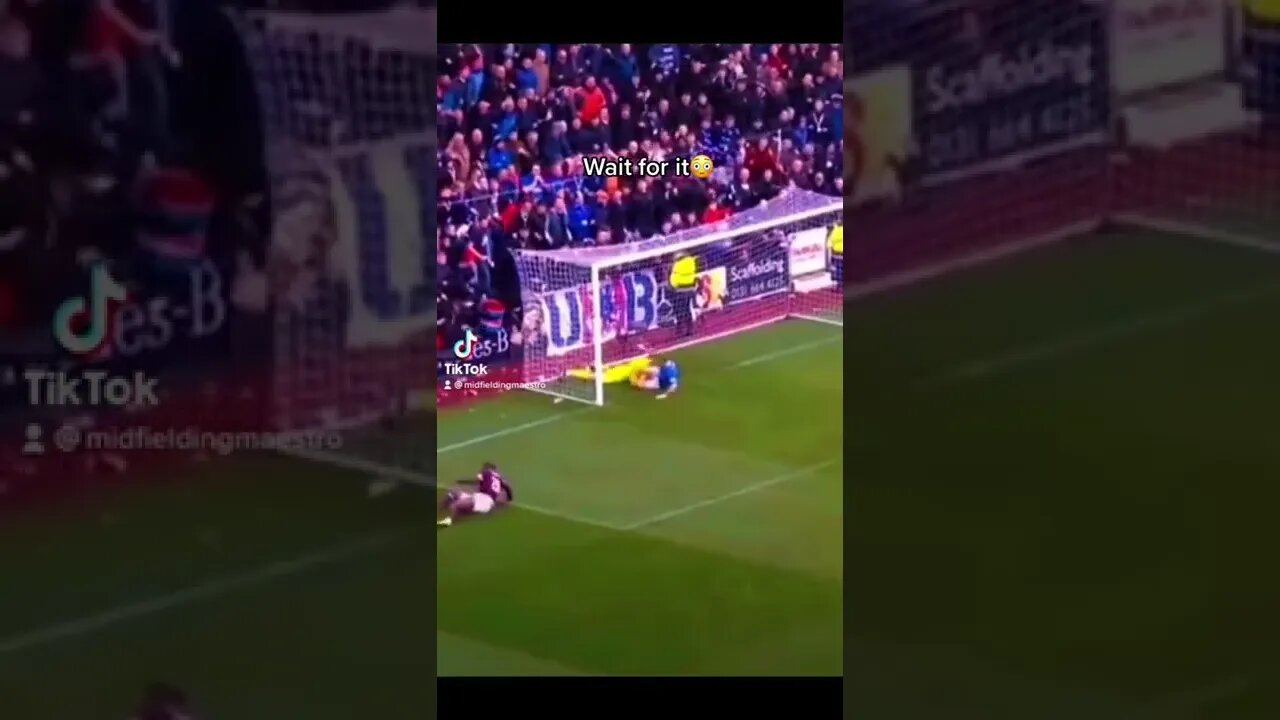 Hit 👍 & SUBSCRIBE for more ⚽️Proper tackle😡 #football #footballers #footballtackle #redcard #rangers