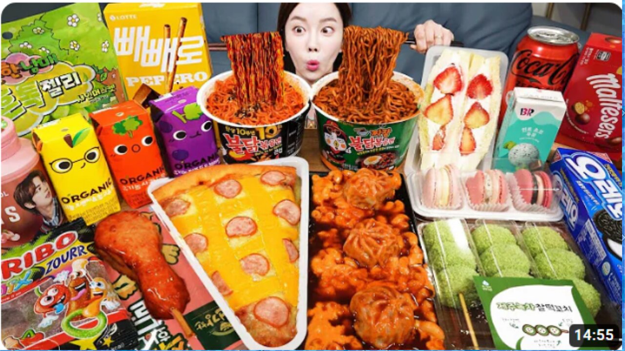 2024 Korean Convenience Store 🎉 Buldak Ramen Pizza Dessert New Collection Mukbang ASMR Ssoyoung