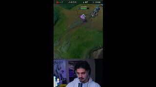 When you feed your laner too hard! #quinn #leagueoflegends #irealia #overpowerd #fed #funny #jff