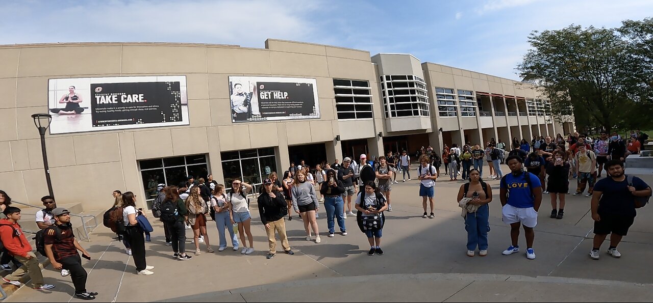 Univ of Nebraska, Omaha: Viewer Discretion Advised, Police Try To Intimidate Me, Crowd of 150 Becomes Very Hostile, Sexual Perverts, Homos, Trans, Lesbians Cuss Me Out, Hypocrites Oppose Me, The Most Hateful, Hostile Crowd I've Ever Encountered