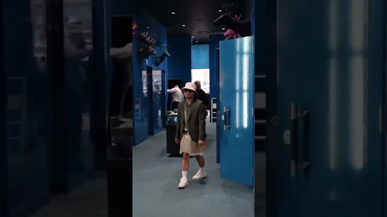Check out the full video to see who won the fashion contest #fashion #fashionblogger #harrystyles