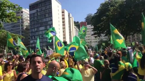 Rio de Janeiro - RJ, 01/05/22, povo na rua em apoio ao presidente Bolsonaro e pauta de liberdades.