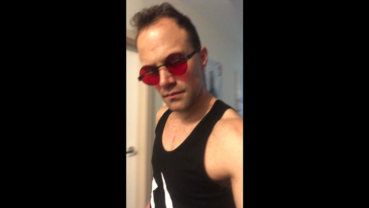 Me making communist jokes ￼