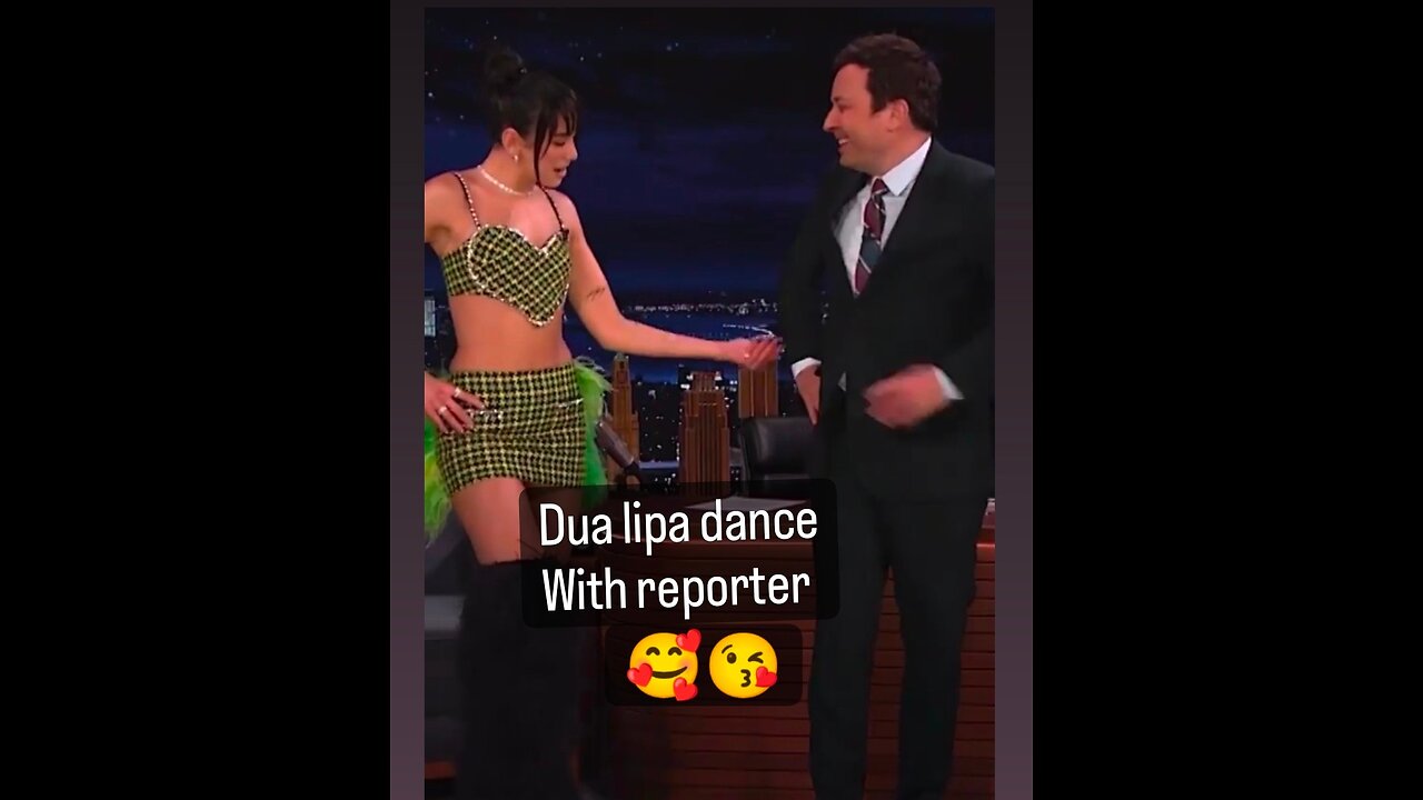 Dua lipa dance with reporter 🥰🙂🙂 || crazy Reaction