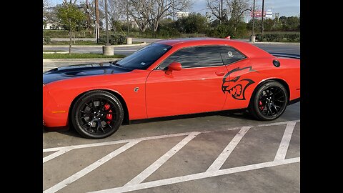 Cruising around in my 900hp Hellcat