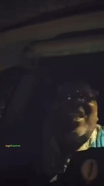 He didn’t even notice she was gone😂‼️