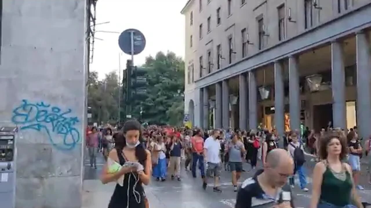 Manifestazione green pass Torino centro. Agosto 2021