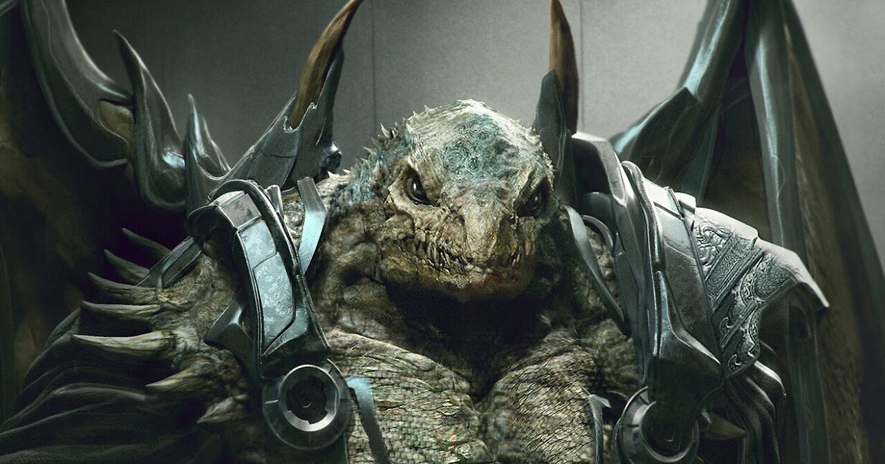 Reptilian seen crossing Highway in Lousisana