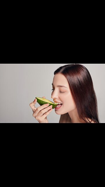 What Happens to Your Skin If You Eat Avocado Everyday? 🥑✨