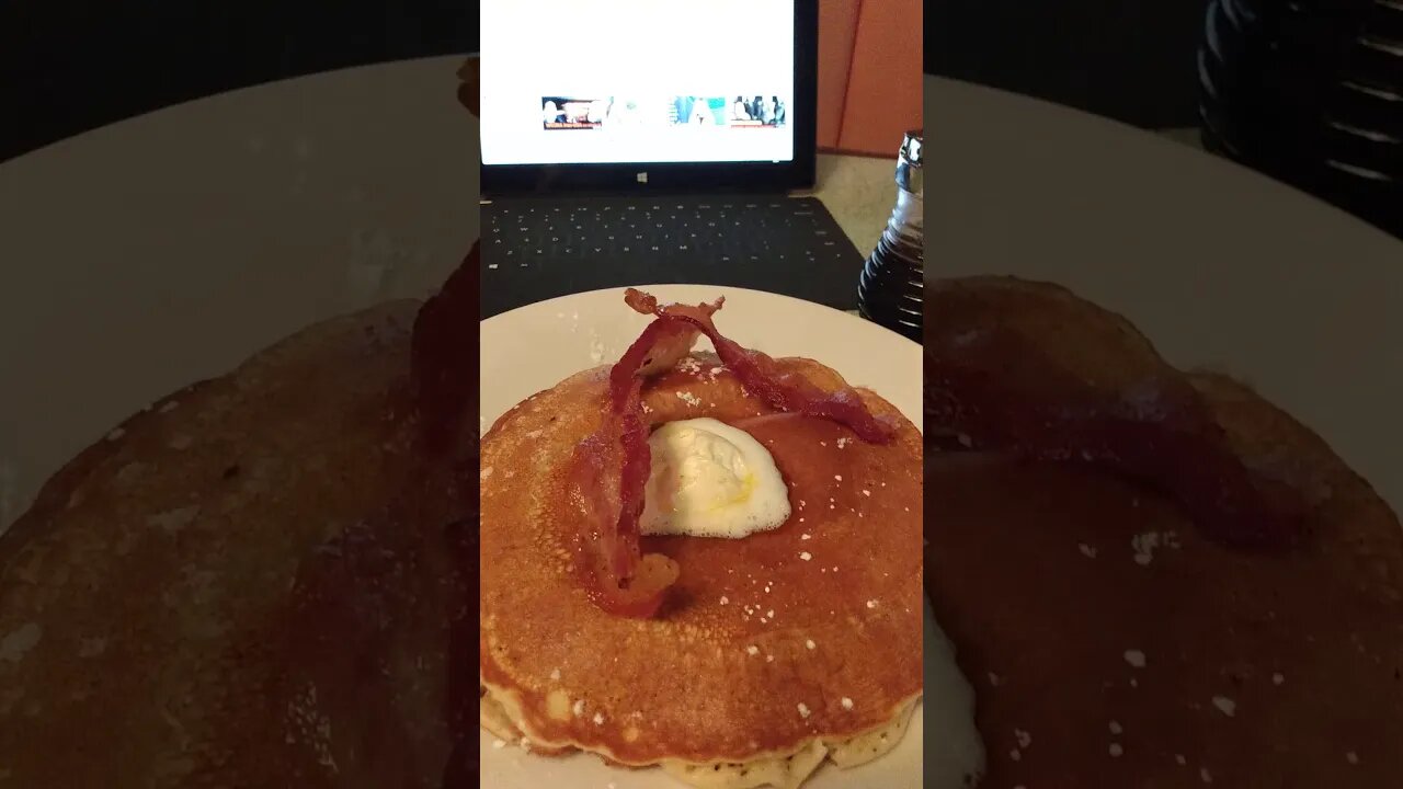 December 3, 2020 Best Pancake ever at Amphora Restaurant Vienna Virginia