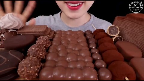 ASMR MUKBANG | HEAVENLY CHOCOLATE, CREDIT TO MELLAWNIE THIS TIME