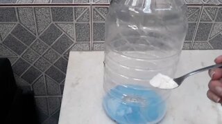 Misturinha mágica econômica.