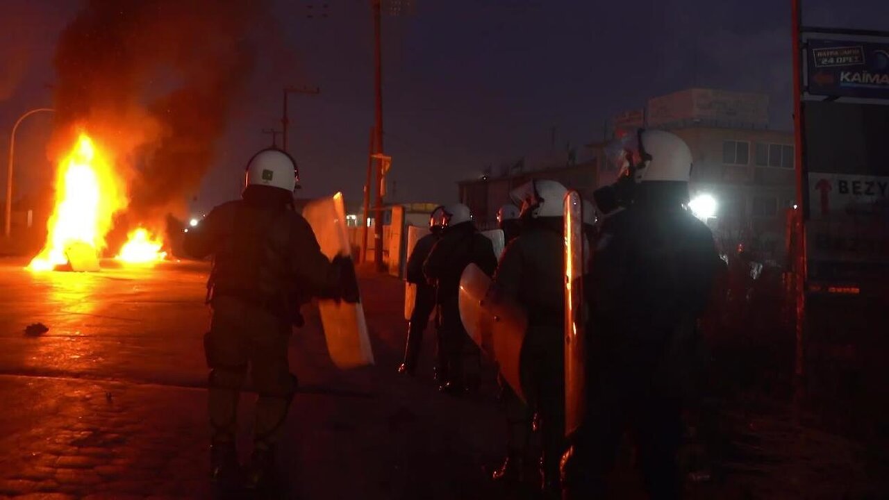 Greece: Gunfire in Thessaloniki as Roma community clashes with police over teenager's shooting