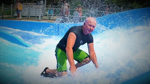 flowrider - Jack "the ripper" - 10 (turn volume down) at Soak City, Kings Island