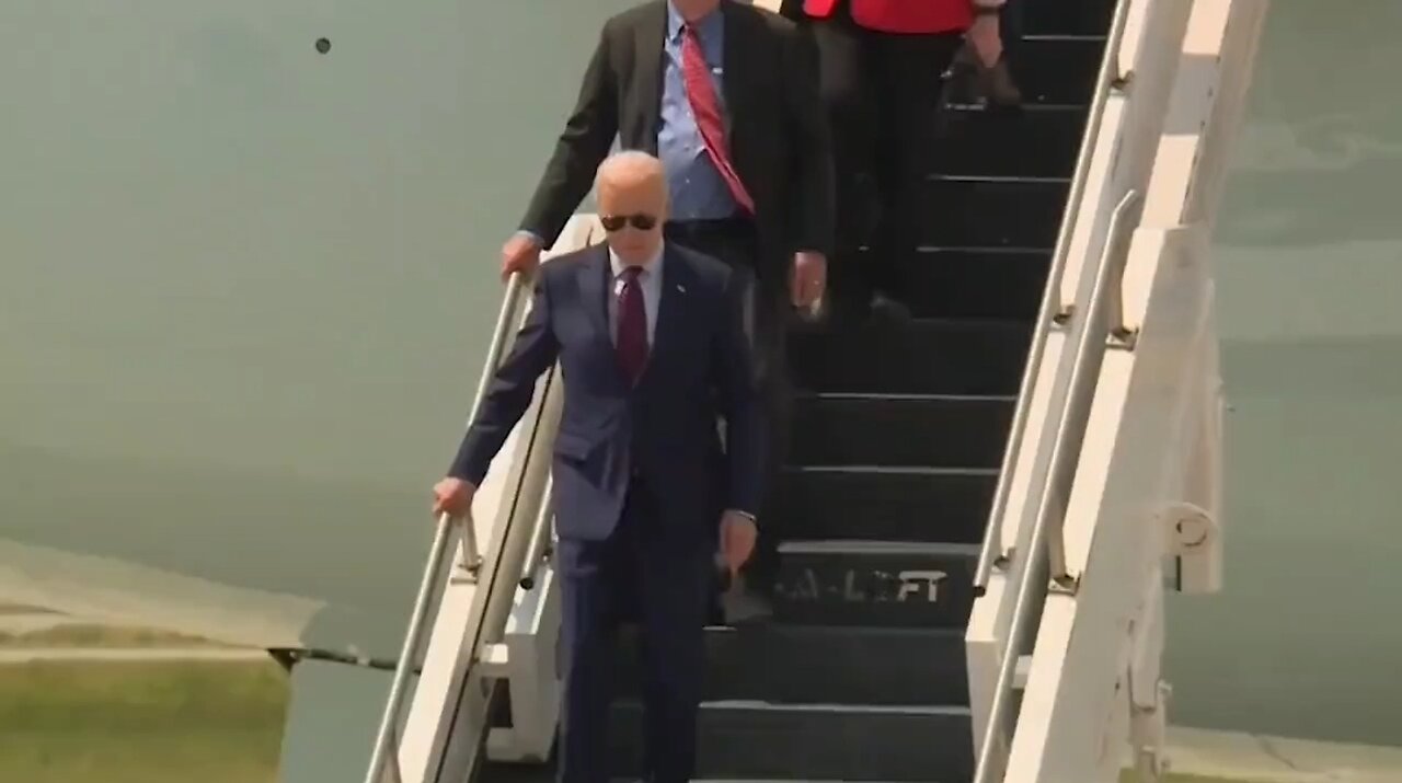 Biden Uses The Big Boy Stairs On Air Force One