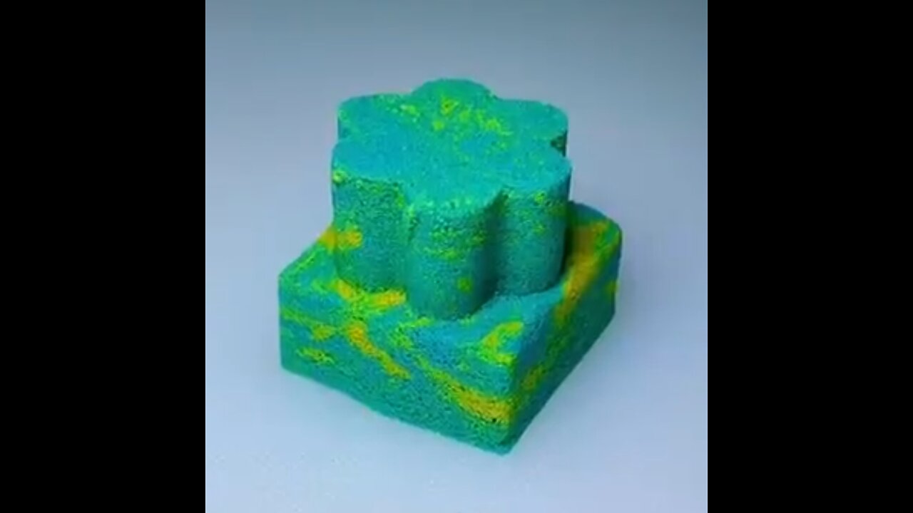 VERY SATISFYING Green & Yellow #KineticSand Masher