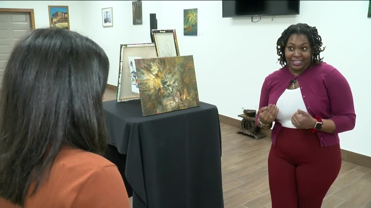 Milwaukee artist teaches art therapy to help others heal