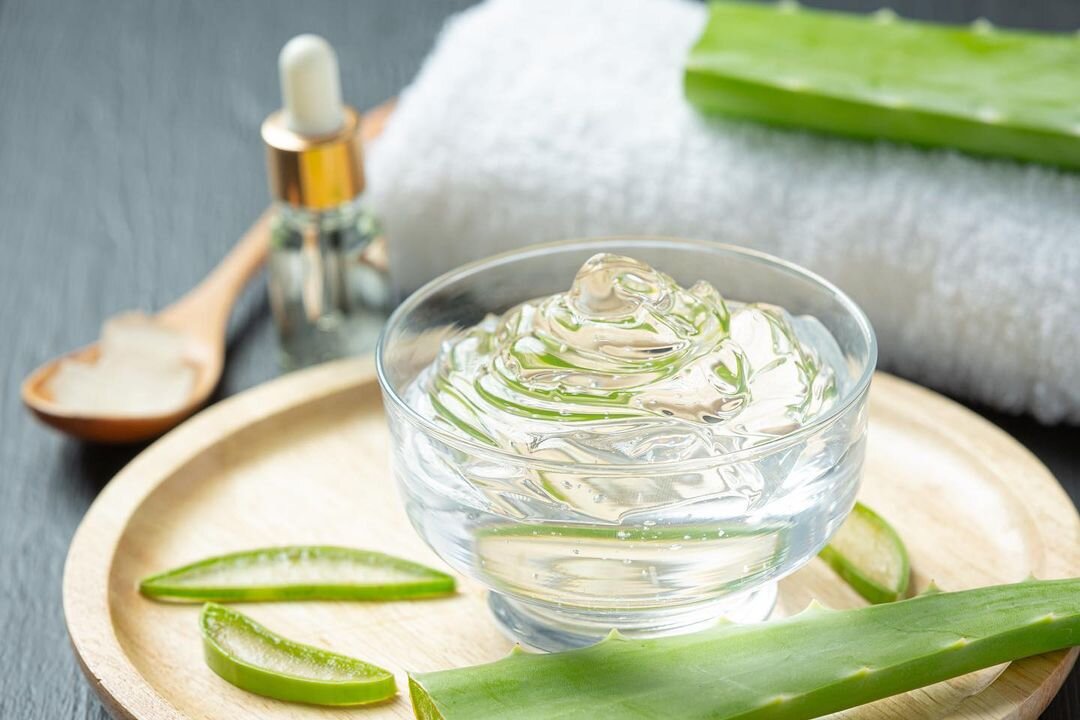 4 best Aloe Vera tips Make an aloe vera shampoo bar, a natural lip and cheek tint and moisturiser