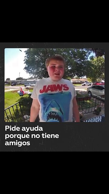 Un chico acosado por sus compañeros, en busca de amigos