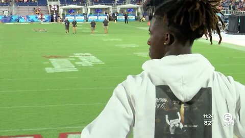 UNC Charlotte commit Darrell Sweeting watching his future squad