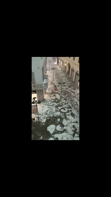 SEVERE HAILSTORM FLOOD STREETS OF SEREGNO IN NORTHERN ITALY🌨️💦🐚💫