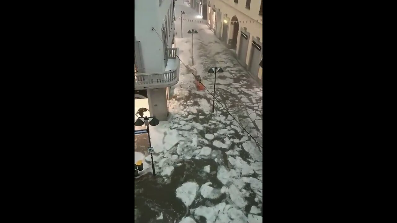 SEVERE HAILSTORM FLOOD STREETS OF SEREGNO IN NORTHERN ITALY🌨️💦🐚💫